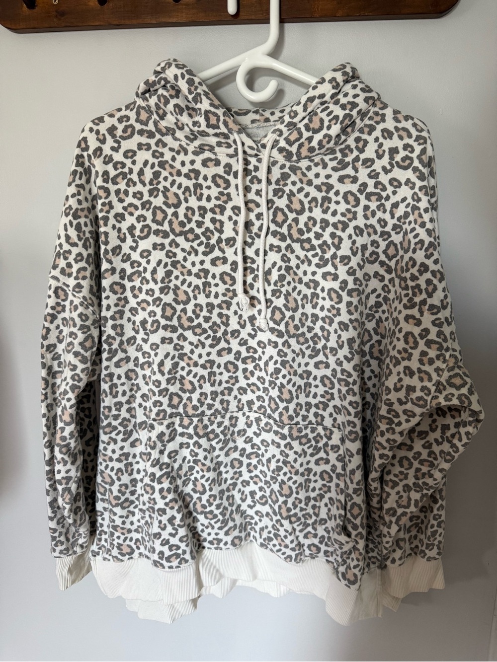 American Eagle Outfitters Beige and Gray Leopard Print Hoodie
